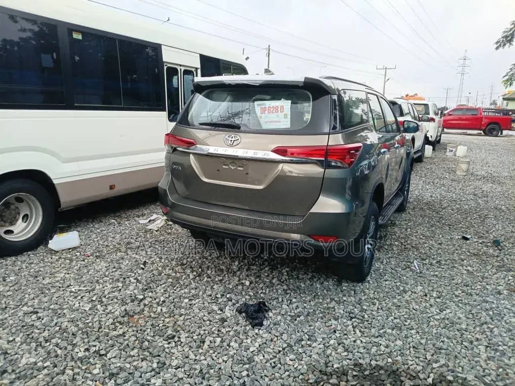 New Toyota Fortuner 2024 Beige