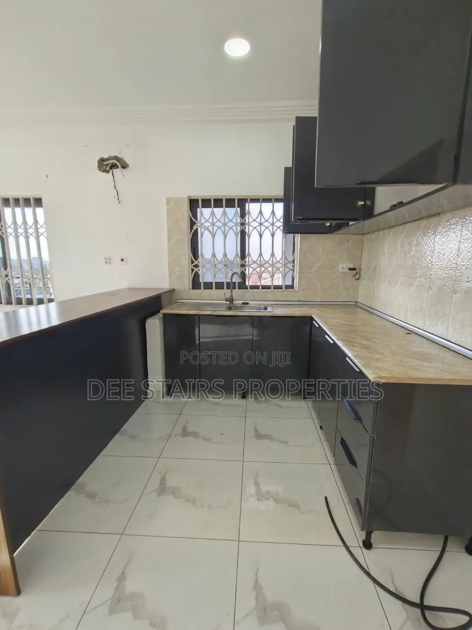 Mini Flat in Teshie Leakman for rent