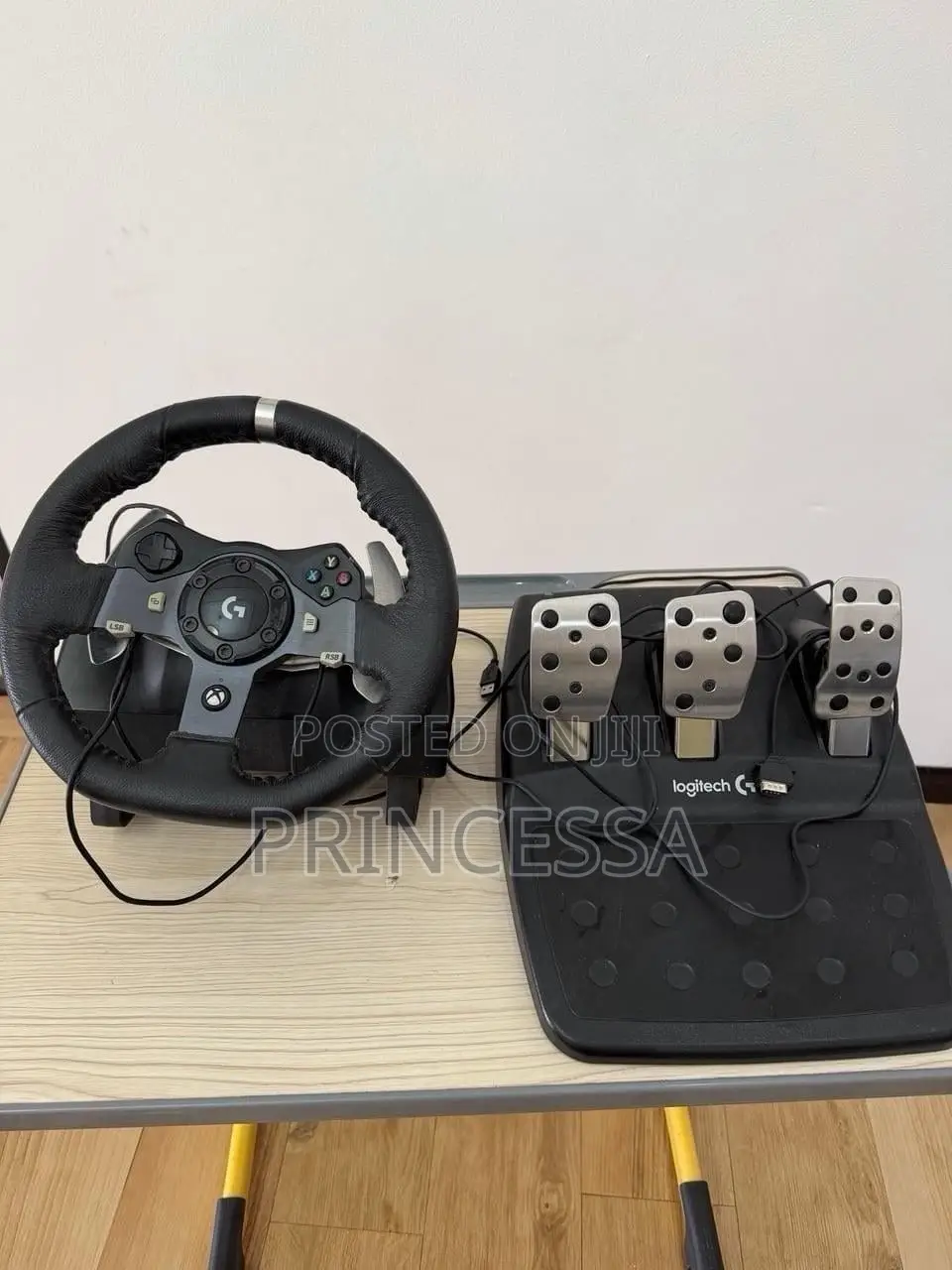 Logitech Racing Wheel + Pedal