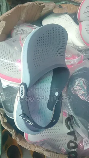 Literide Quality Crocs 36 to 46