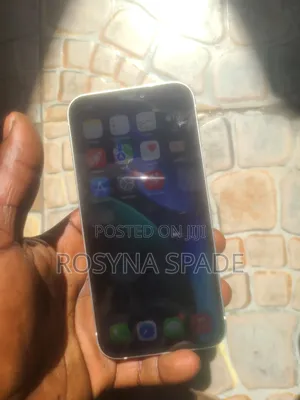 Apple iPhone 12 64 GB White
