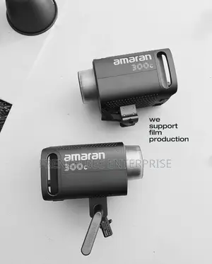 AMARAN 300c RGB Video Light