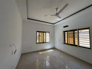 3bdrm Apartment in Maxspinno Properties, School Park Area for rent