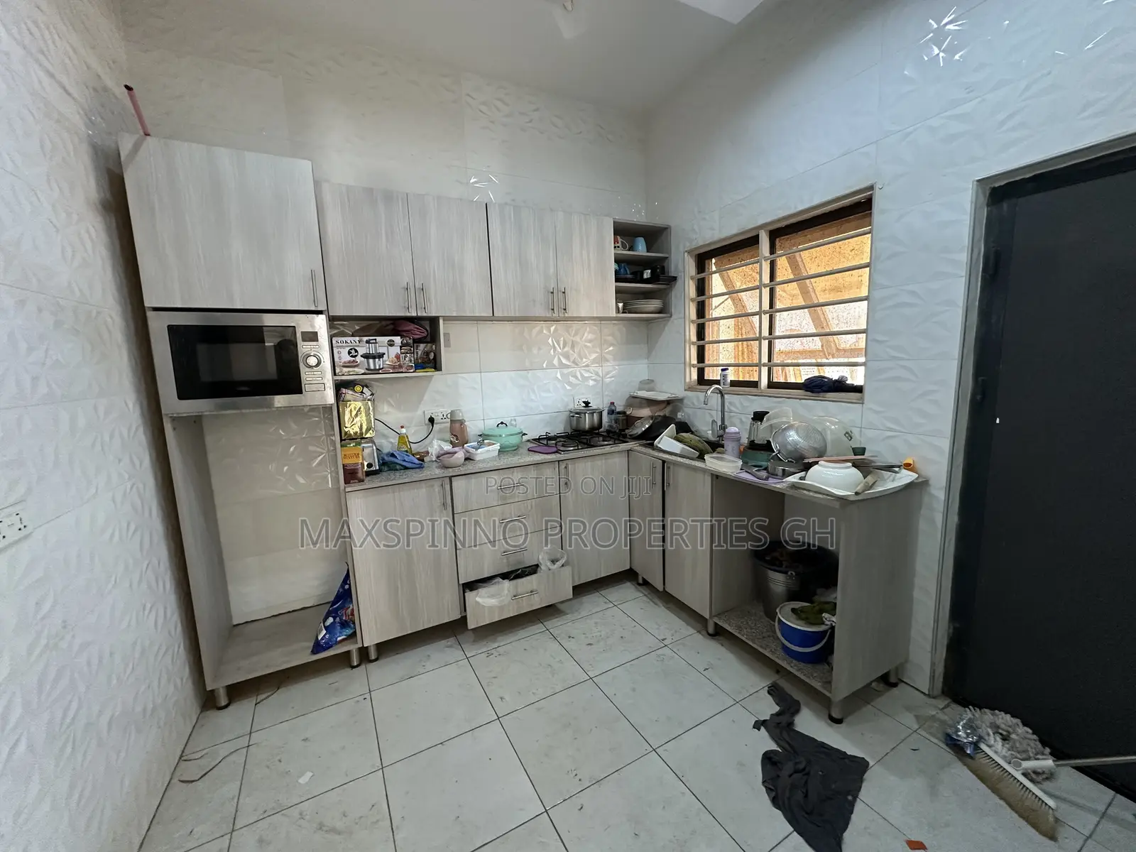 3bdrm Apartment in Maxspinno Properties, School Park Area for rent