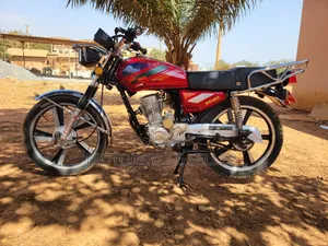 Royal RY125 2025 Red