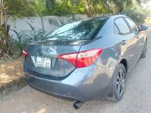 Toyota Corolla 2019 Gray