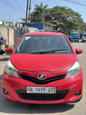 Toyota Vitz 1.3 AWD 3dr 2013 Red