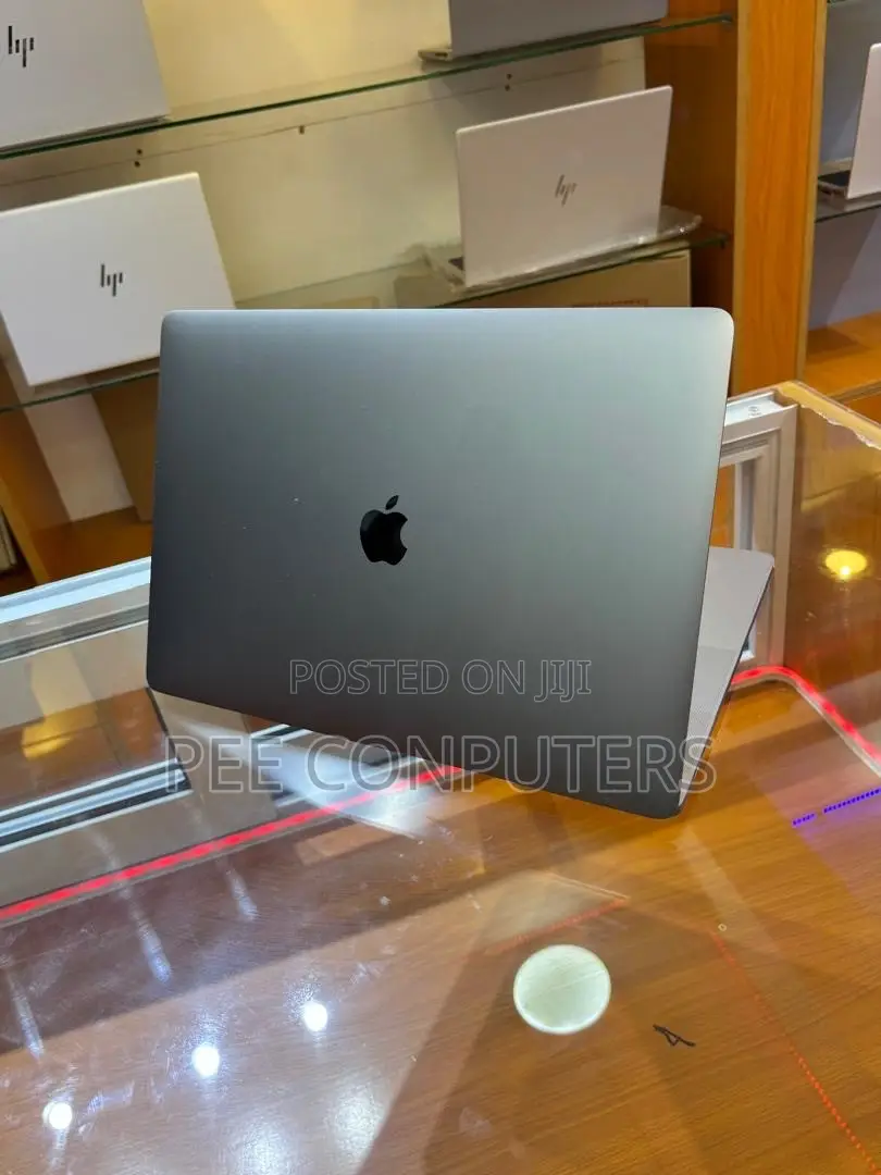 Laptop Apple MacBook 2016 8GB Intel Core i5 SSD 256GB