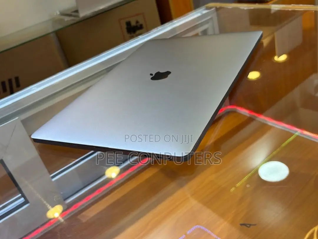 Laptop Apple MacBook 2016 8GB Intel Core i5 SSD 256GB