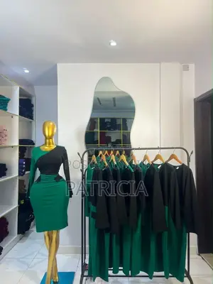 Black and Green Bodycon Dress