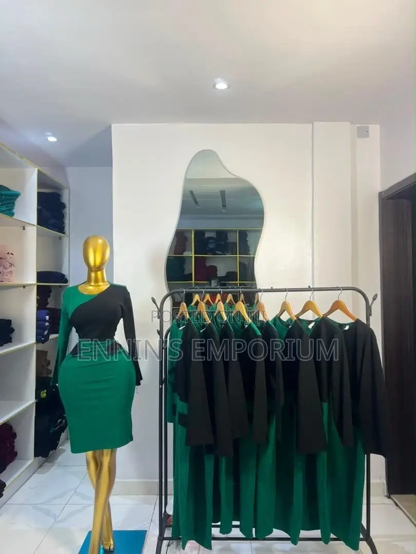 Black and Green Bodycon Dress