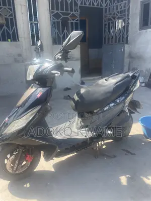 SYM Symnh 2025 Black
