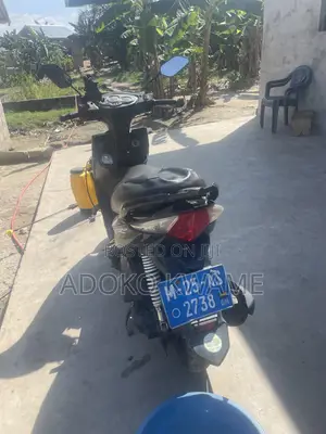 SYM Symnh 2025 Black