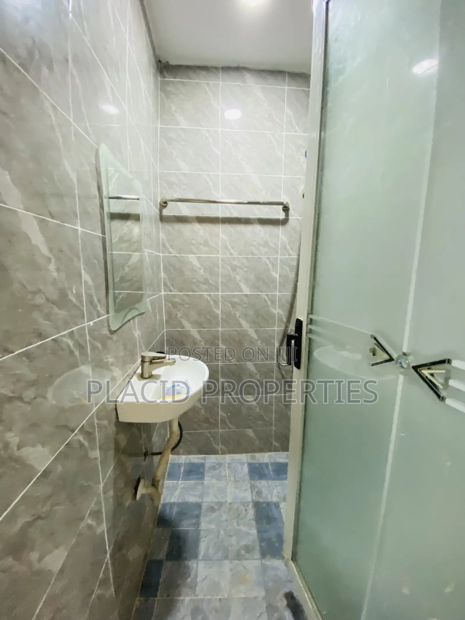 1bdrm Apartment in Agbogba for rent