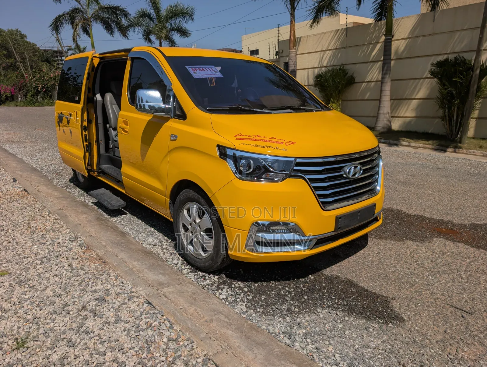 Hyundai Starex 2019 Yellow