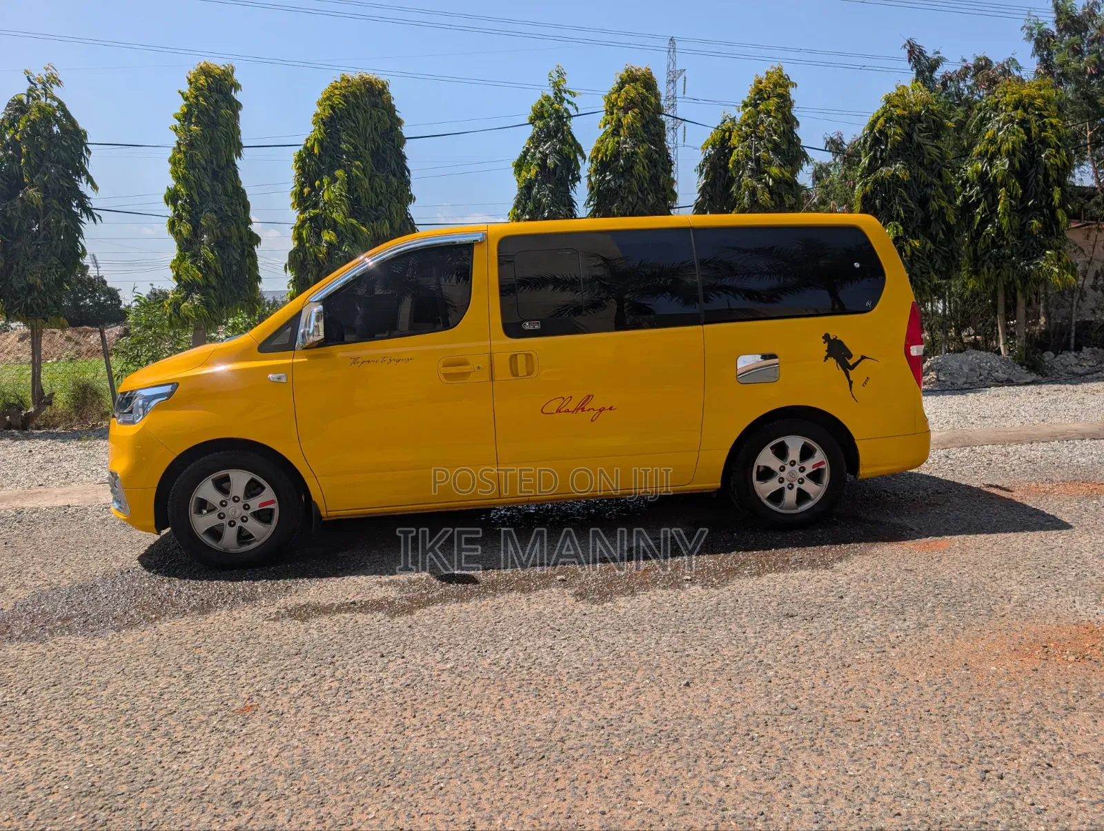 Hyundai Starex 2019 Yellow