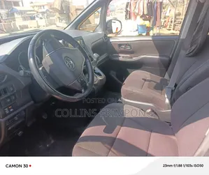Toyota Voxy 2014 Black