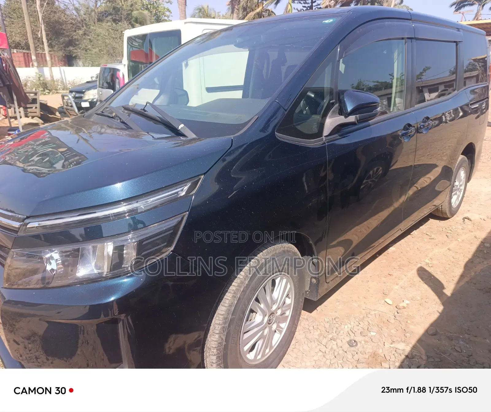 Toyota Voxy 2014 Black