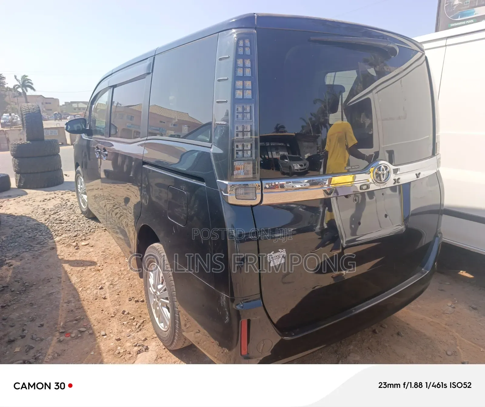 Toyota Voxy 2014 Black