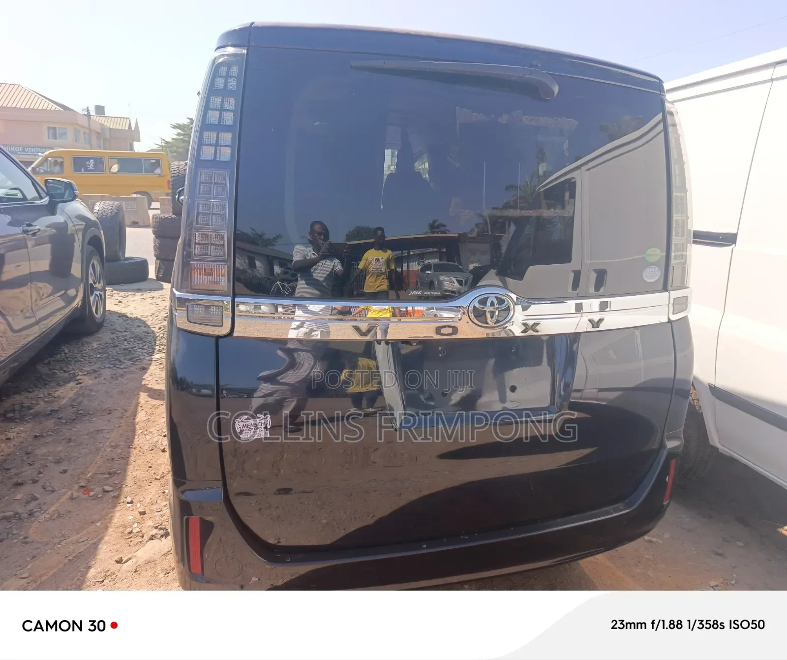 Toyota Voxy 2014 Black