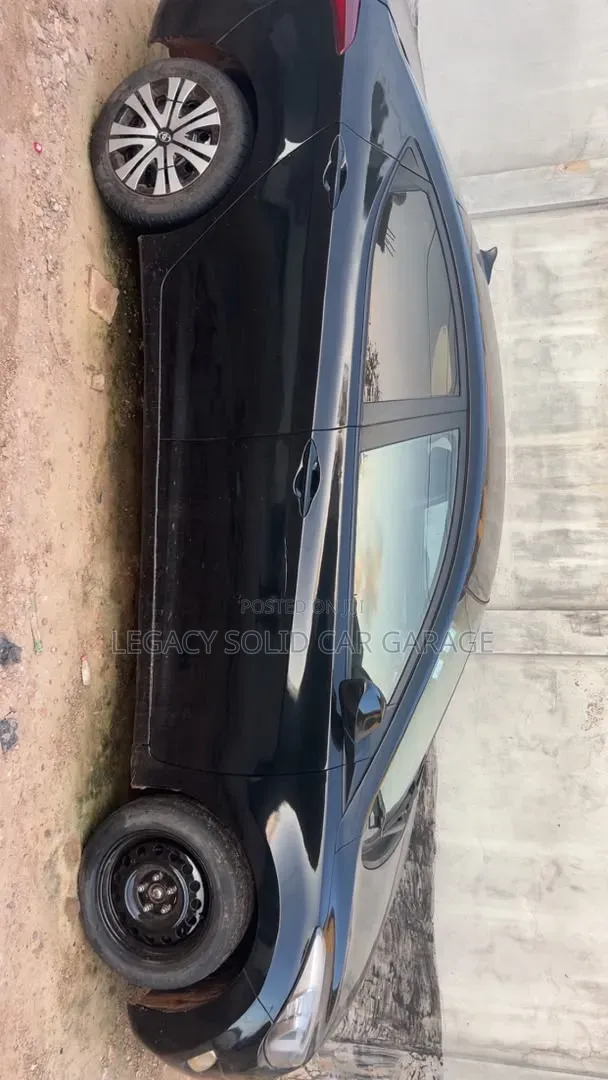 Hyundai Elantra 2012 Black