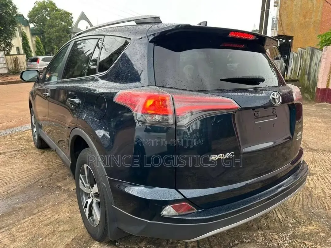 Toyota RAV4 XLE AWD (2.5L 4cyl 6A) 2017 Teal