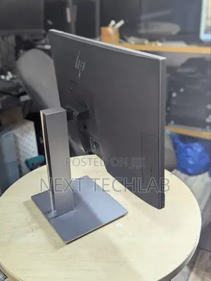 Desktop Computer HP EliteOne 800 G3 8GB Intel Core i5 SSD 256GB