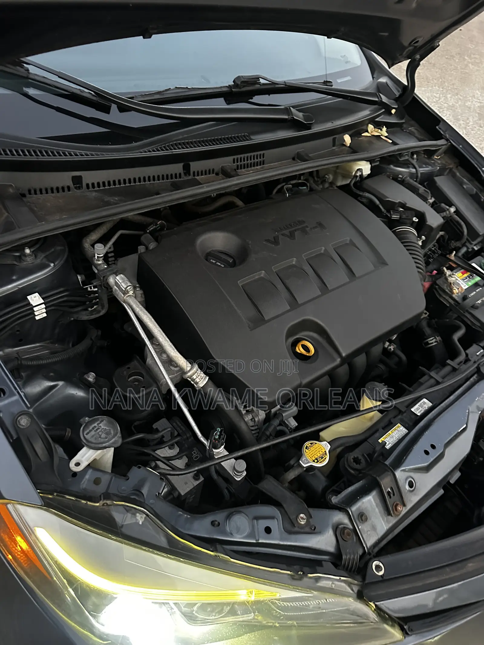 Toyota Corolla SE 4dr Sedan (1.8L 4cyl CVT) 2017 Gray