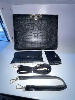 Ladies Classic Handbag