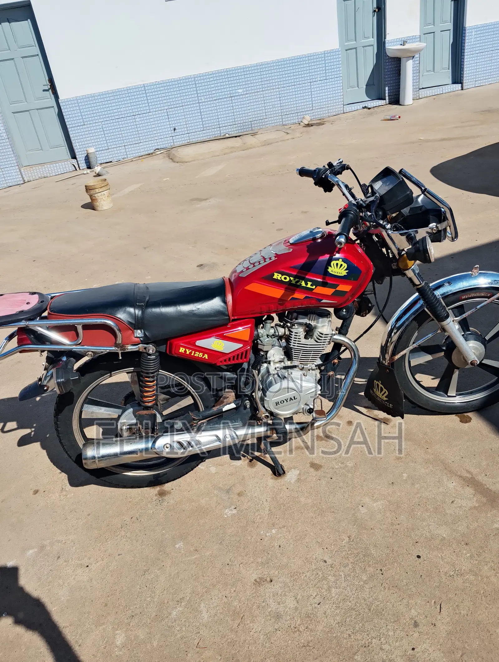 Royal RY125 2025 Red