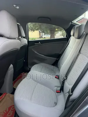 Hyundai Accent SE Sedan 2017 Silver