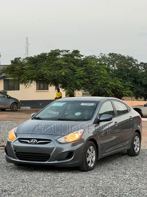 Hyundai Accent SE Sedan 2017 Silver
