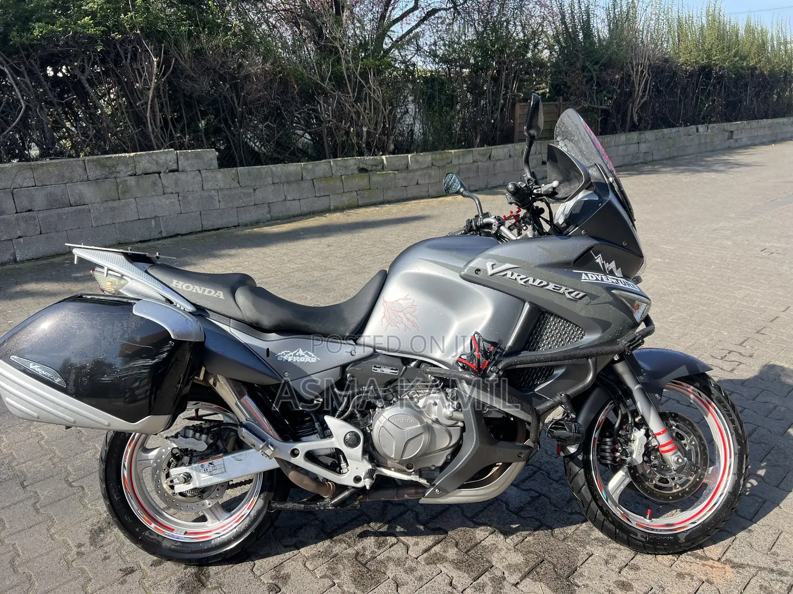 Honda 2024 Gray