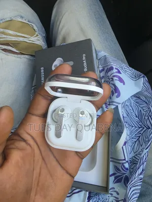 Samsung Galaxy Buds 4 Pro (White(