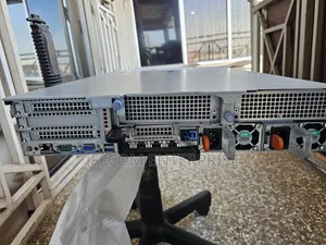 New Server Dell PowerEdge R740 32GB Intel Xeon HDD 2T
