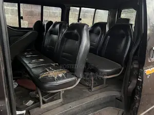 Toyota HiAce 2015 Black