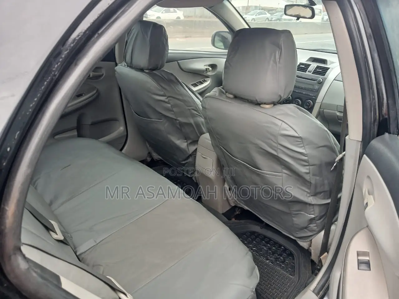 Toyota Corolla LE 4dr Sedan (1.8L 4cyl 4A) 2013 Black
