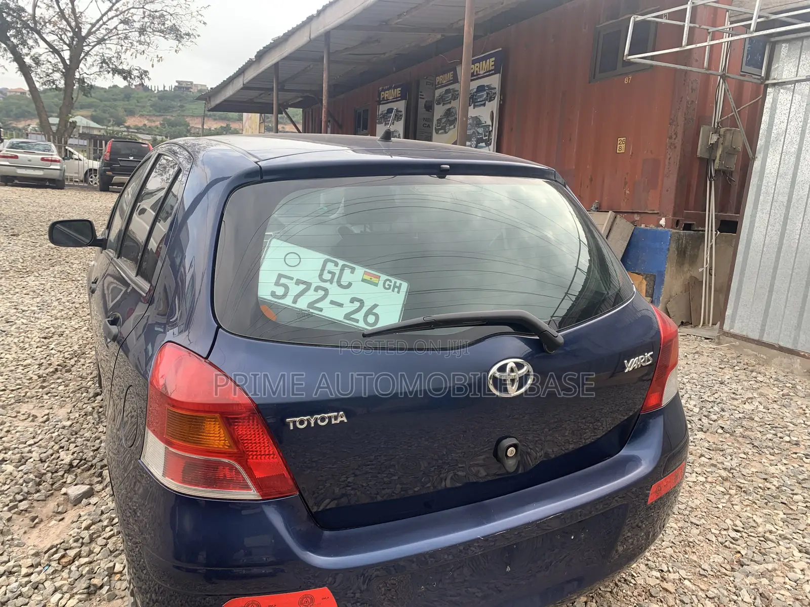 Toyota Yaris Base Sedan 4dr 2010 Blue
