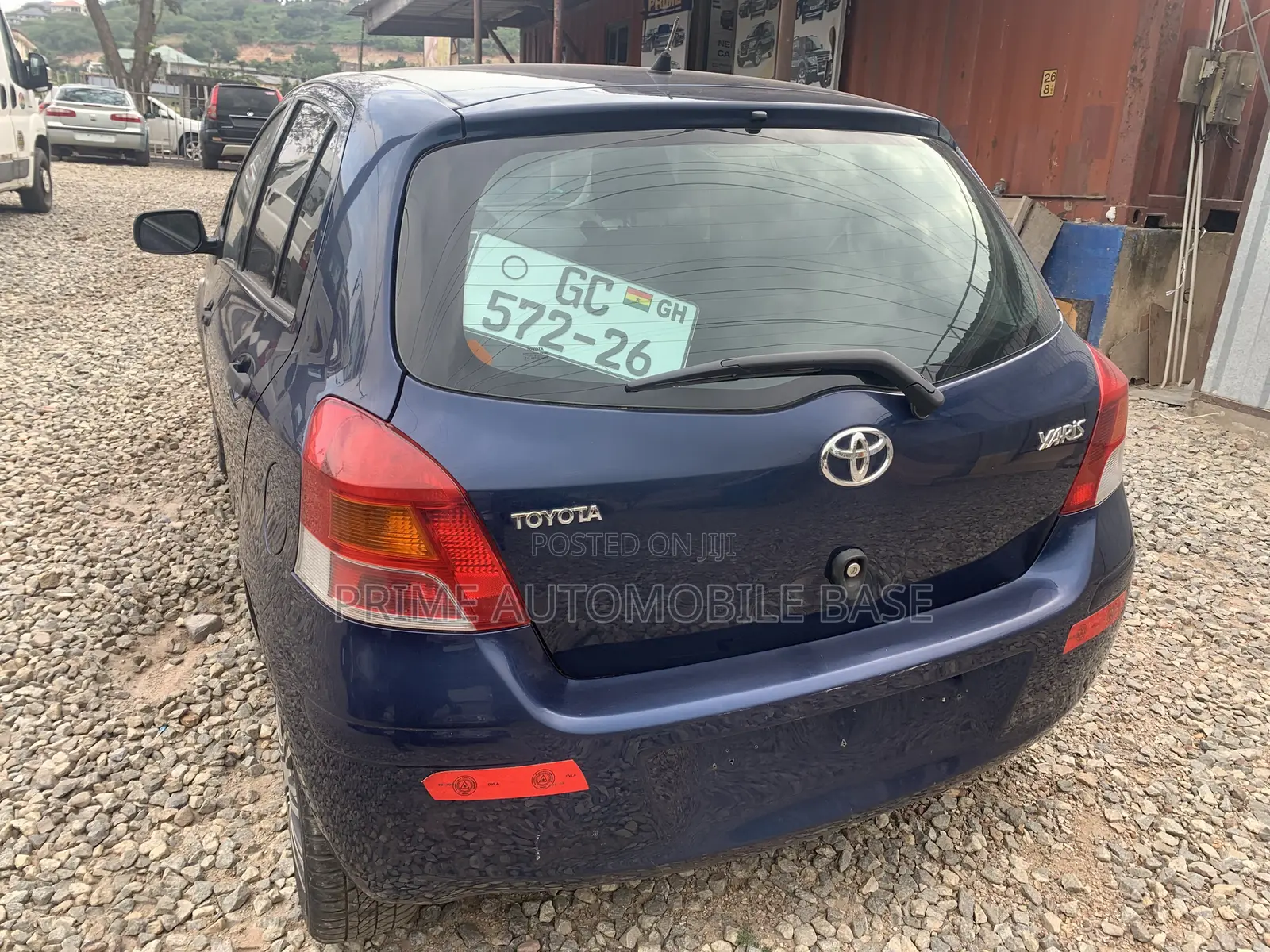 Toyota Yaris Base Sedan 4dr 2010 Blue