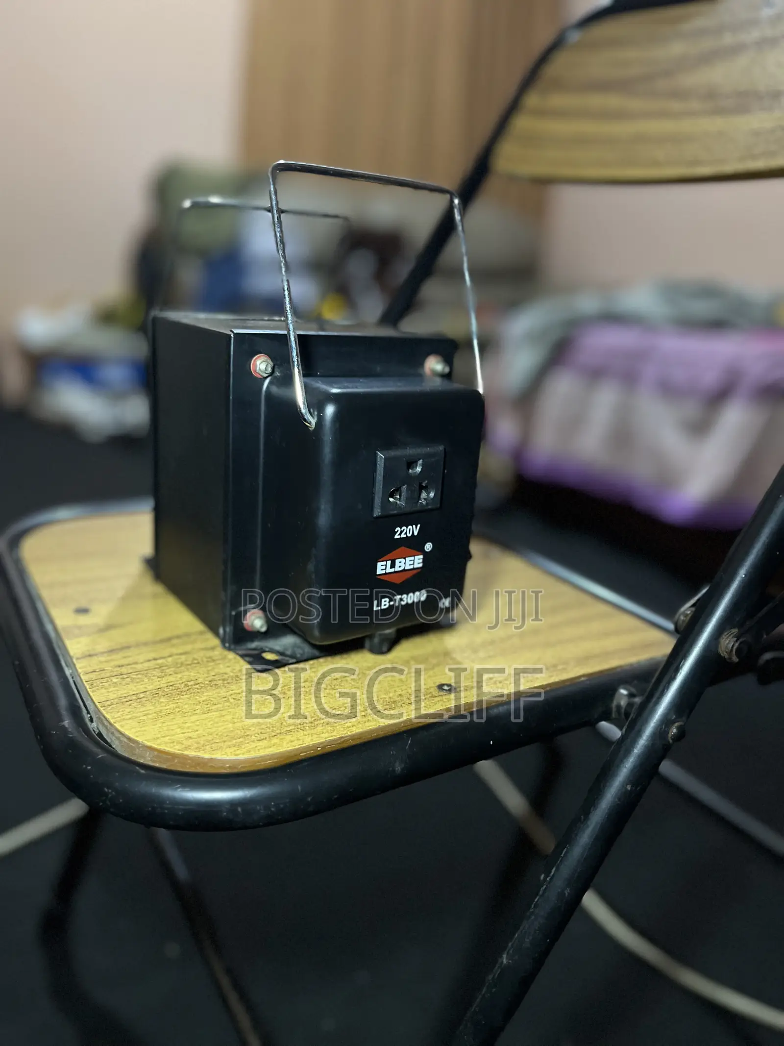 Elbee LB-T3000 220V Voltage Transformer