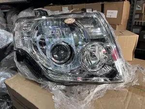 2007,2008,2009,2010,2011,2012,2013,2014 Headlight for Mitsubish Pajero