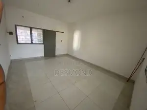 1bdrm Room & Parlour in Carl Quist Residence, Osu Ako-Adjei for rent