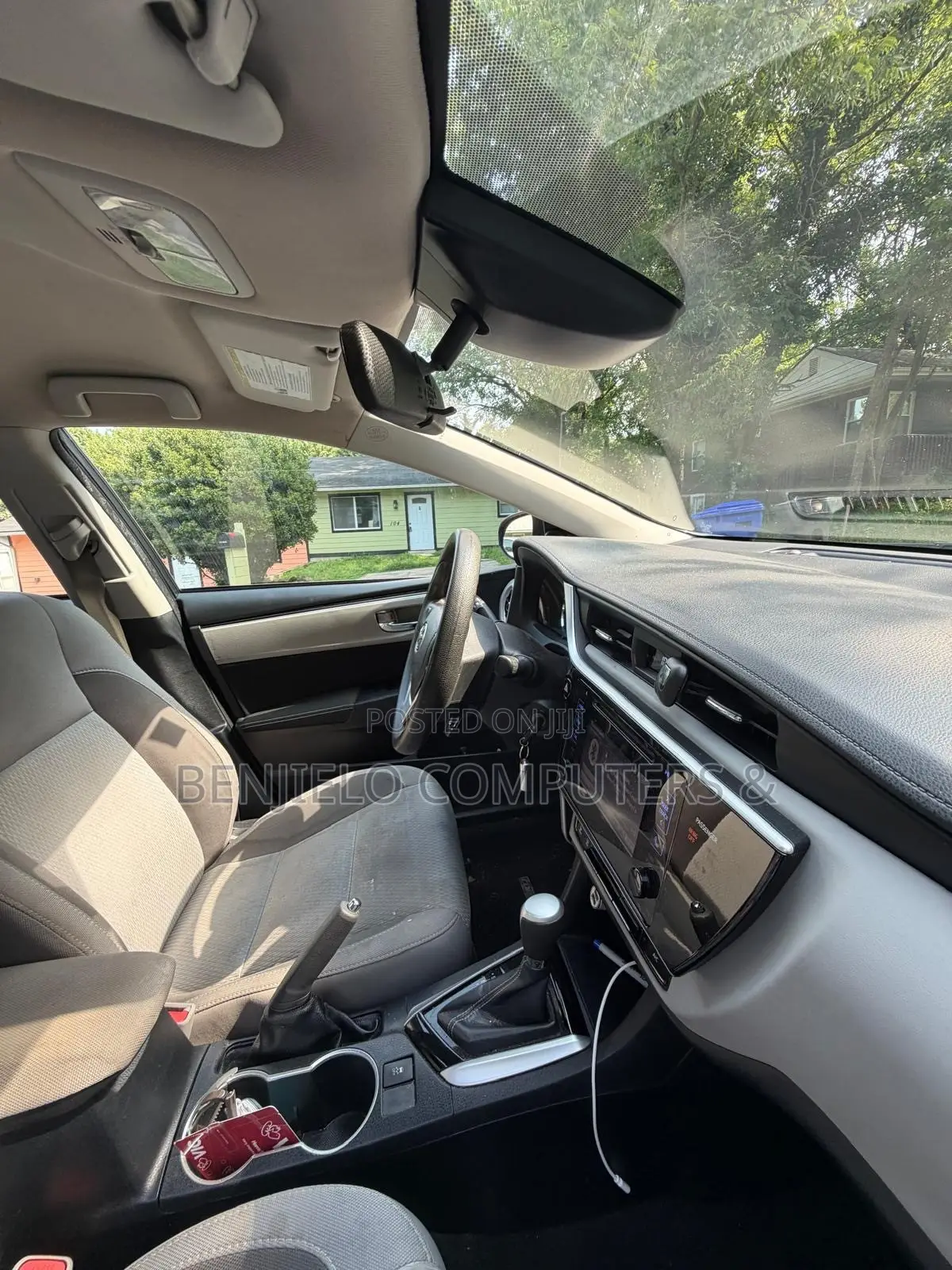 Toyota Corolla LE ECO 4dr Sedan (1.8L 4cyl CVT) 2017 Gray
