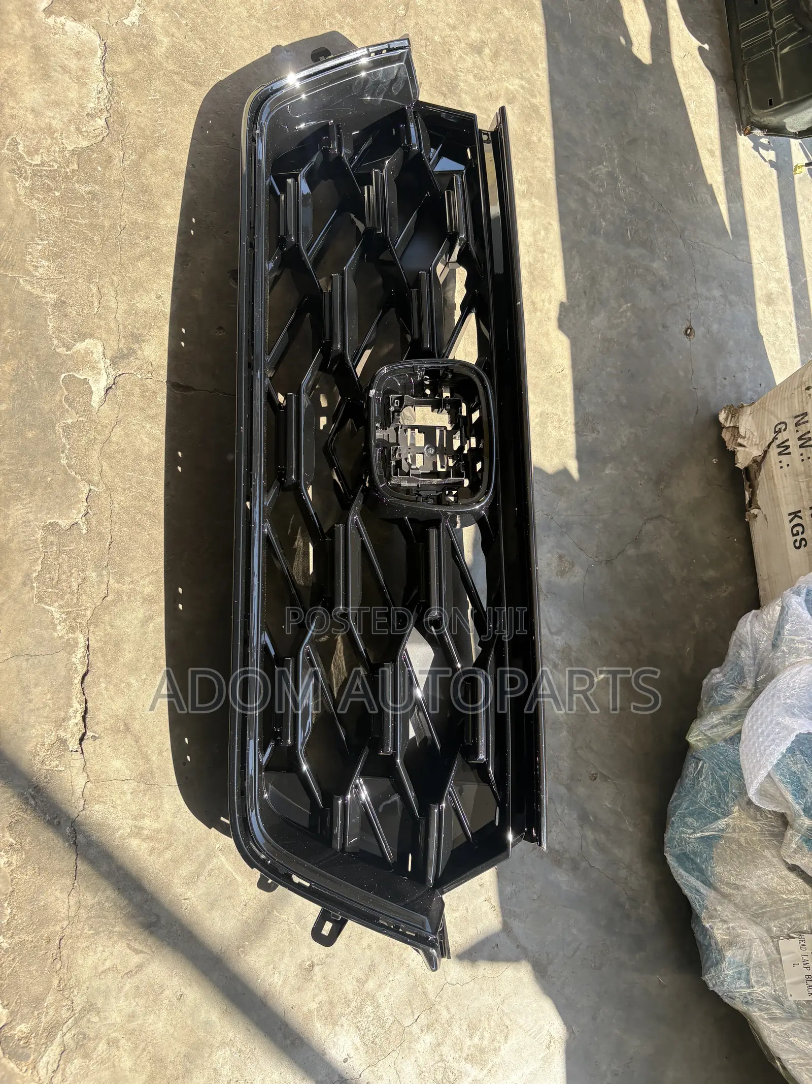 Honda CRV Top Shell Grill All Black Hybrid 2024 2025 2026