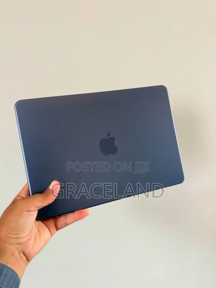 New Laptop Apple MacBook Neo 2026 8GB SSD 256GB