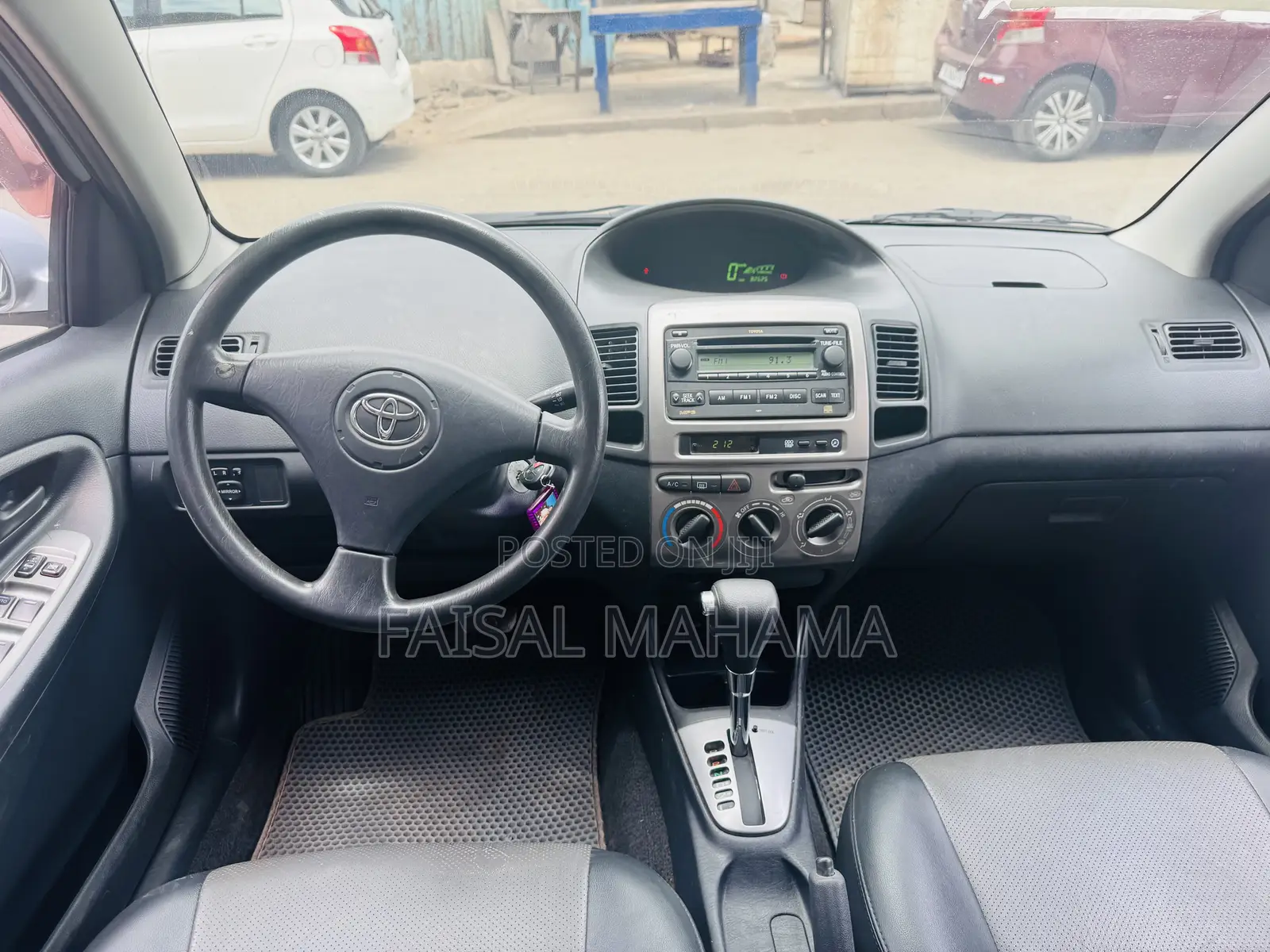 Toyota Vios 2010 Silver