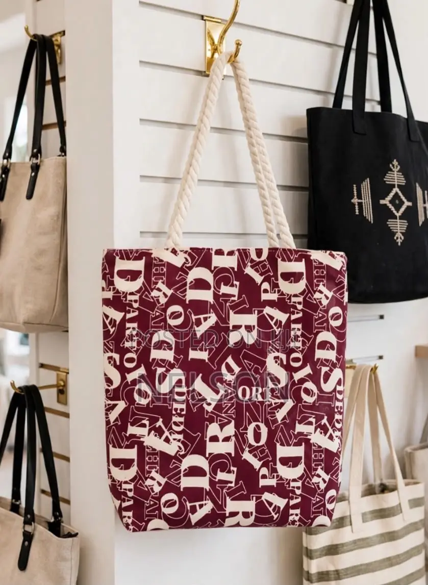 Quality Tote Bags Available for Wholesale and Retail Prices
