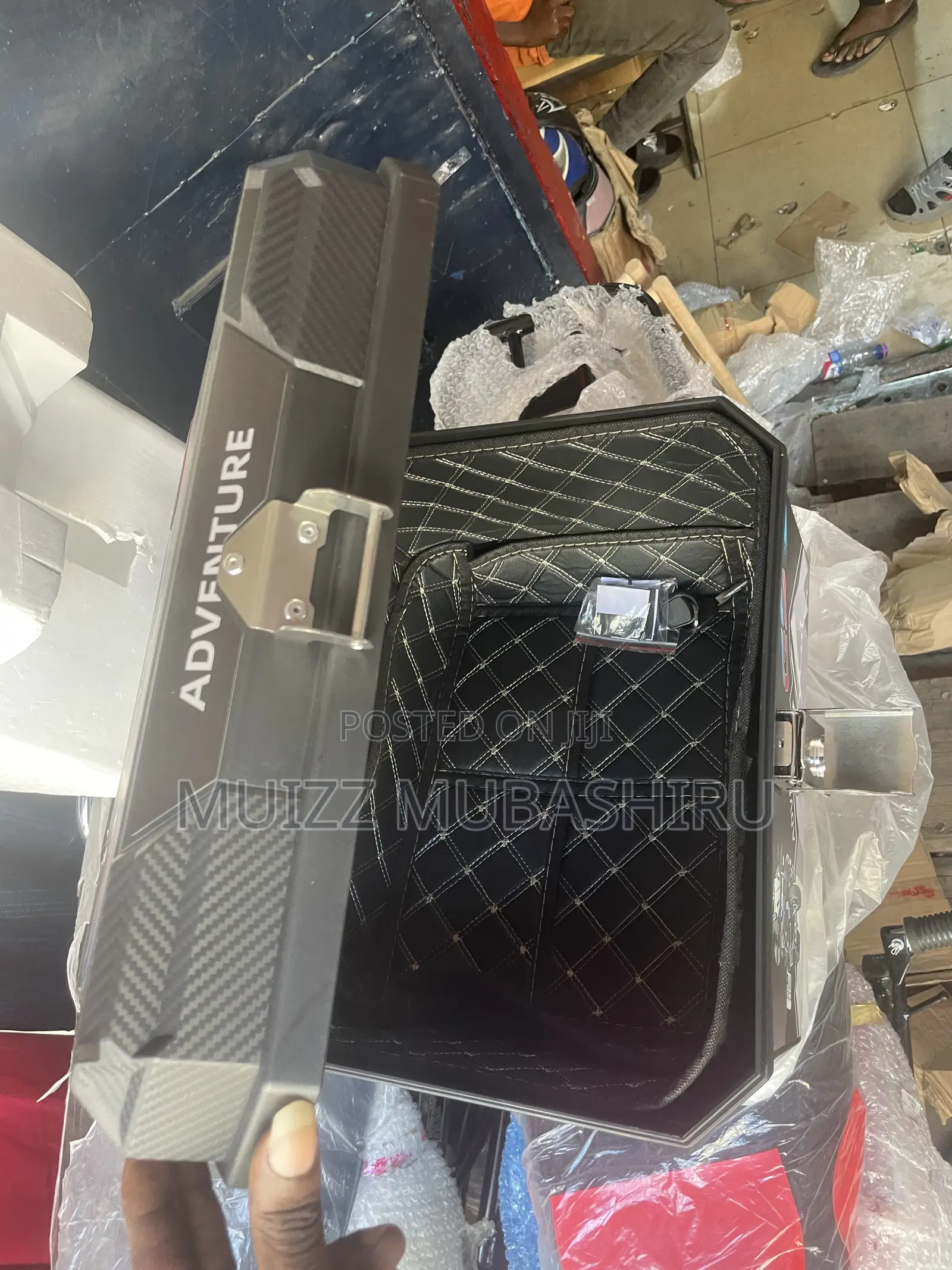 Motorcycle Delivery Box “Medium”