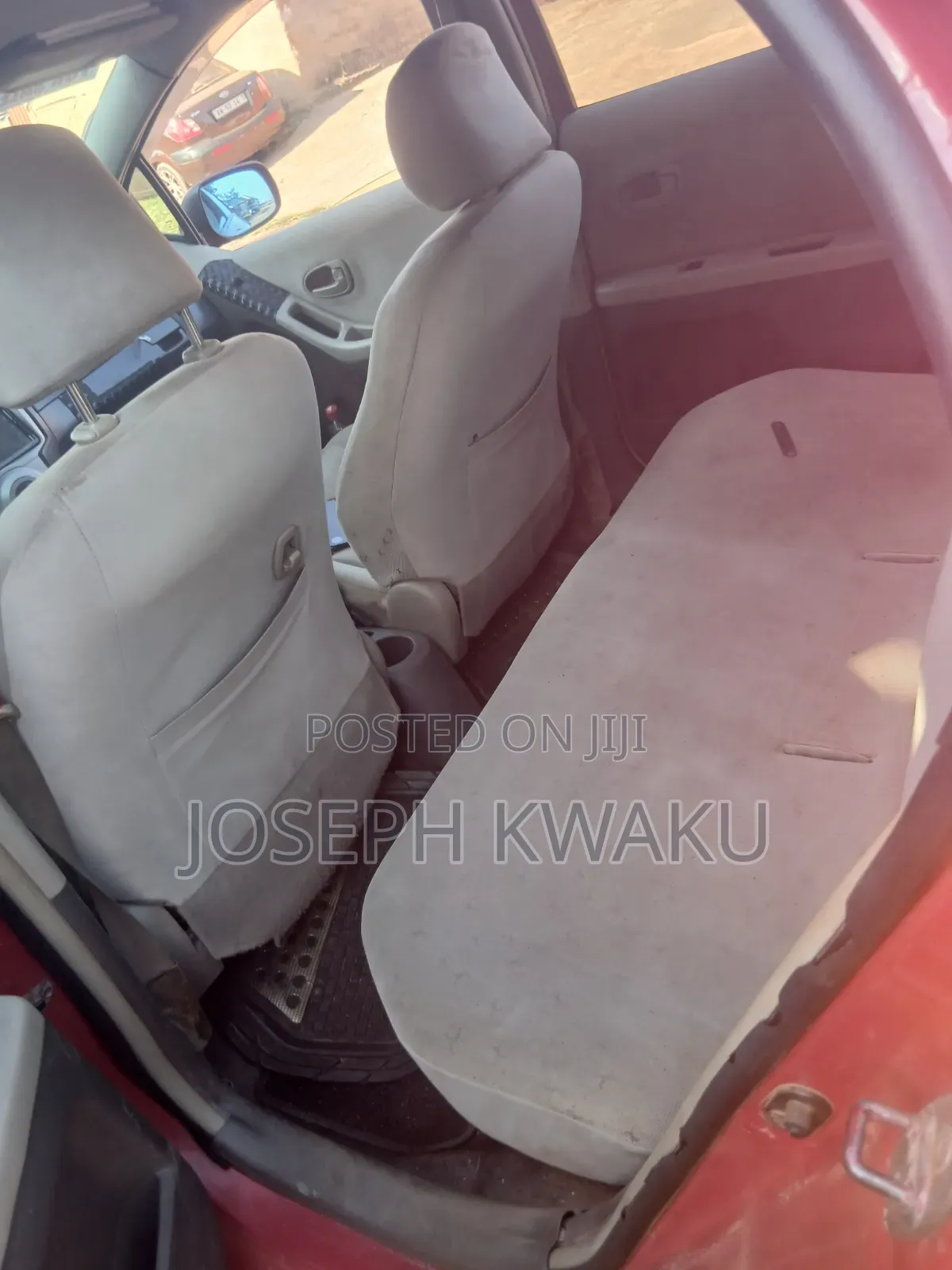 Toyota Vitz 2009 Red