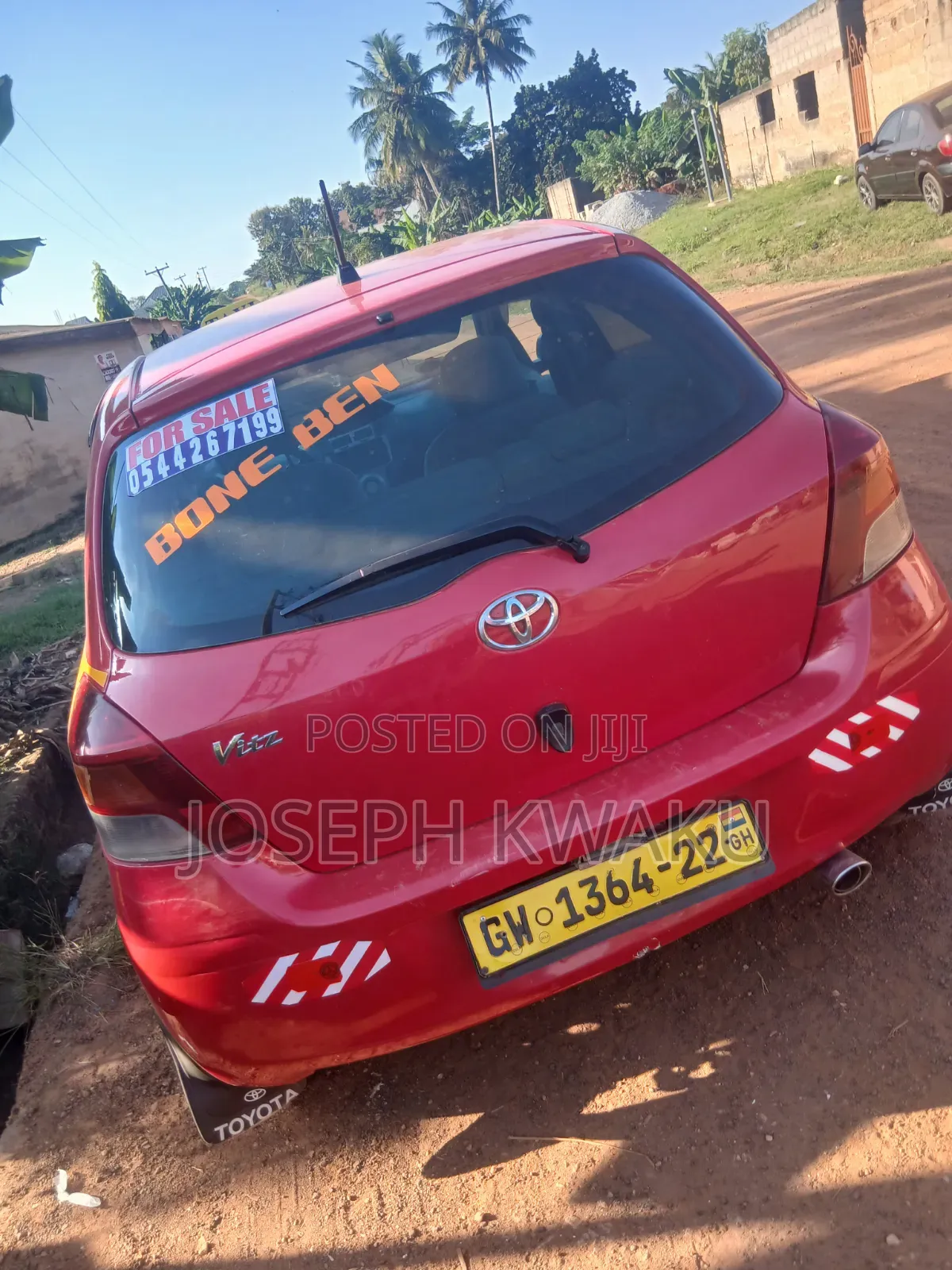 Toyota Vitz 2009 Red